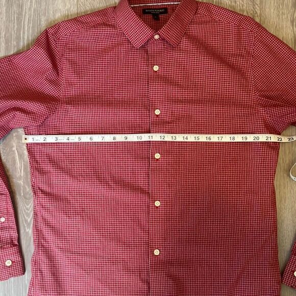 Banana Republic Non Iron Mens Long Sleeve Button Up Dress Shirt Size Large Red - Picture 6 of 9